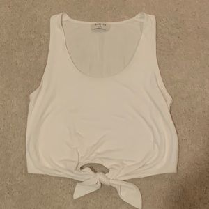 cute aritzia crop top tie